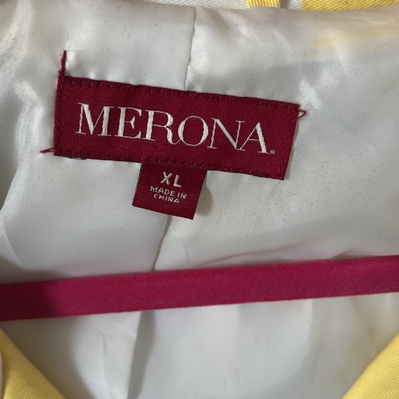 Yellow and white striped jacket. - Picture 2 of 3